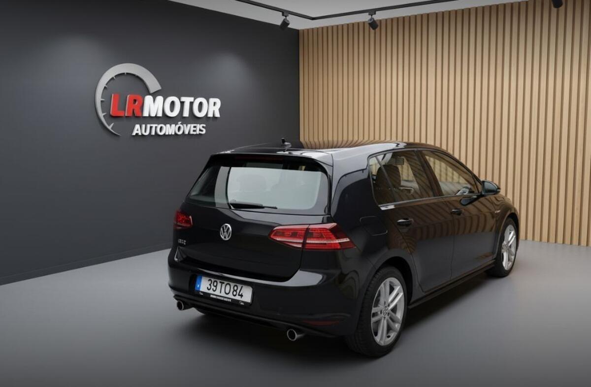 VOLKSWAGEN Golf 2.0 TDi GTD