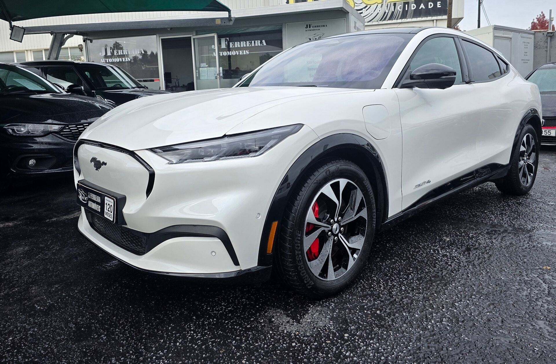 FORD Mustang Mach-E Premium