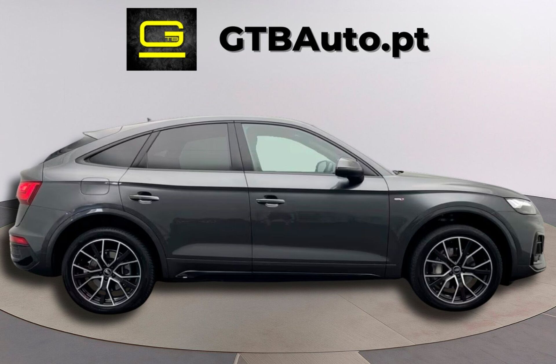 AUDI Q5 55 TFSIe quattro S line S tronic