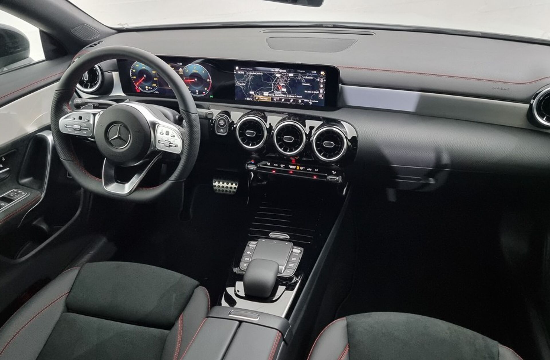 MERCEDES Classe CLA CLA 180 d AMG Line Aut.