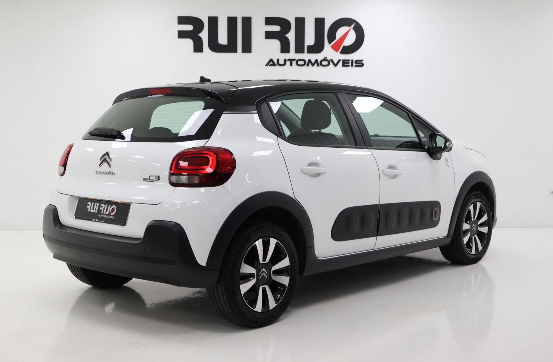 CITROEN C3 1.2 PureTech C-Series