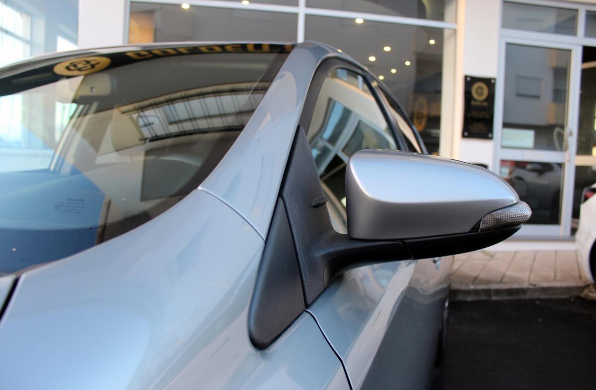 TOYOTA Auris 1.8 HSD Comfort