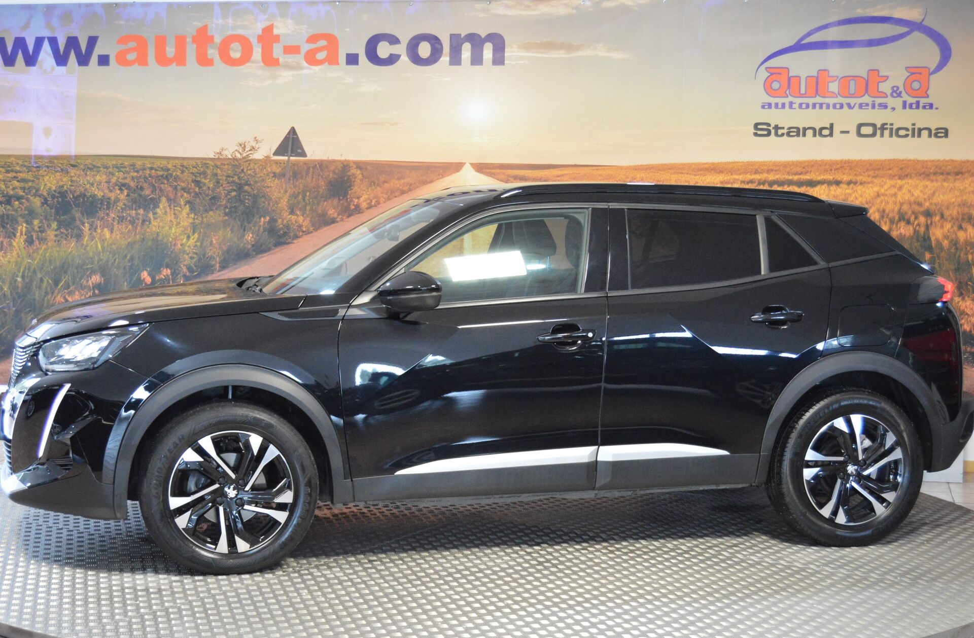 PEUGEOT 2008 1.5 BlueHDi Allure Pack