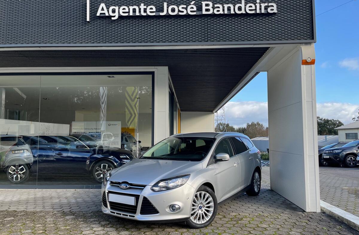 FORD Focus 1.0 SCTi Titanium
