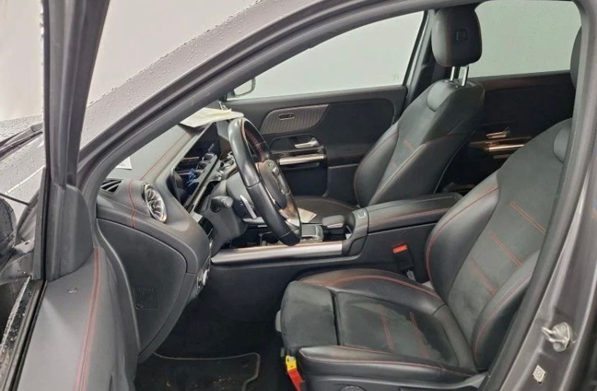 MERCEDES EQA 250 AMG Line