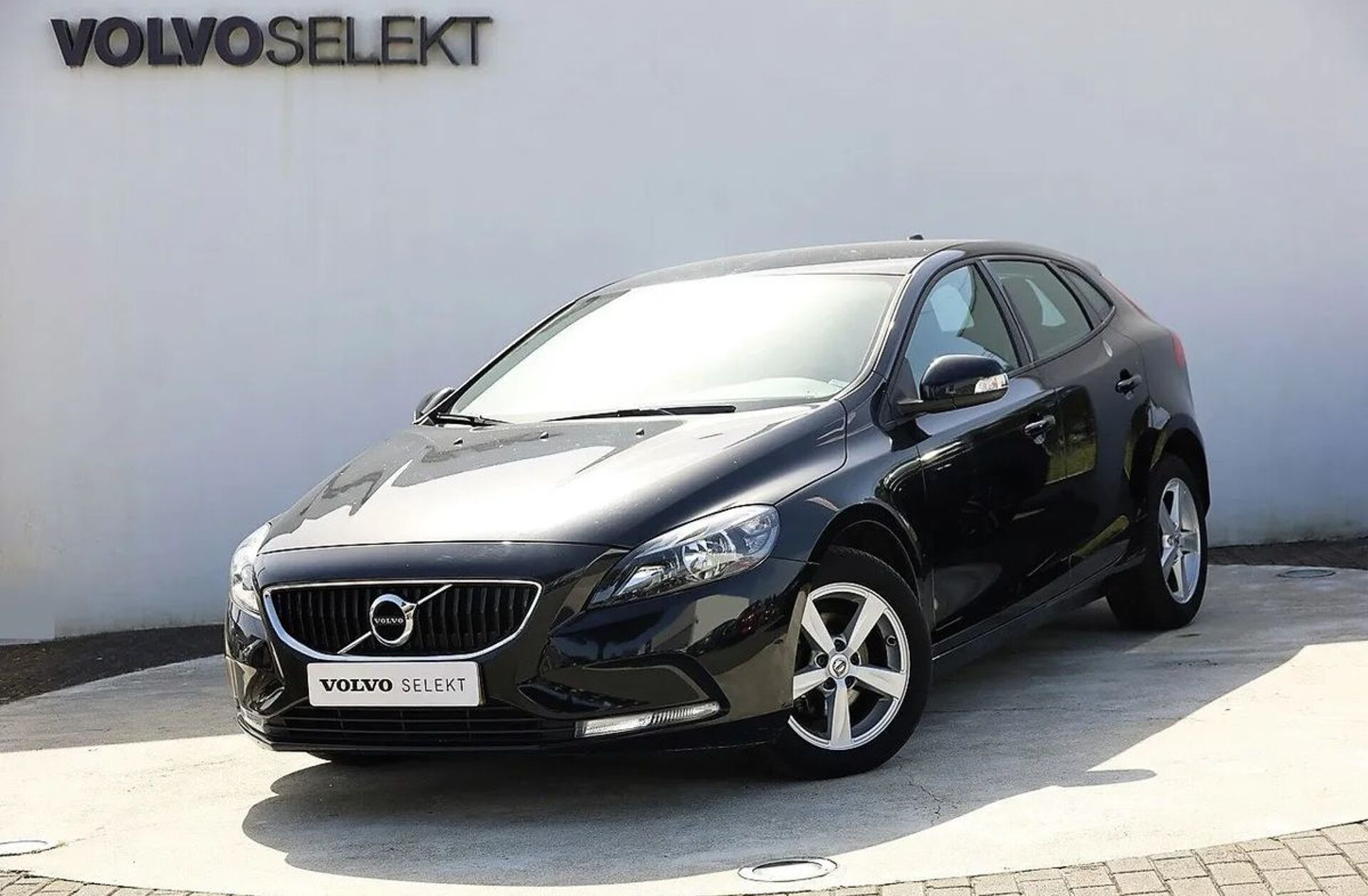 VOLVO V40 2.0 D2 Kinetic