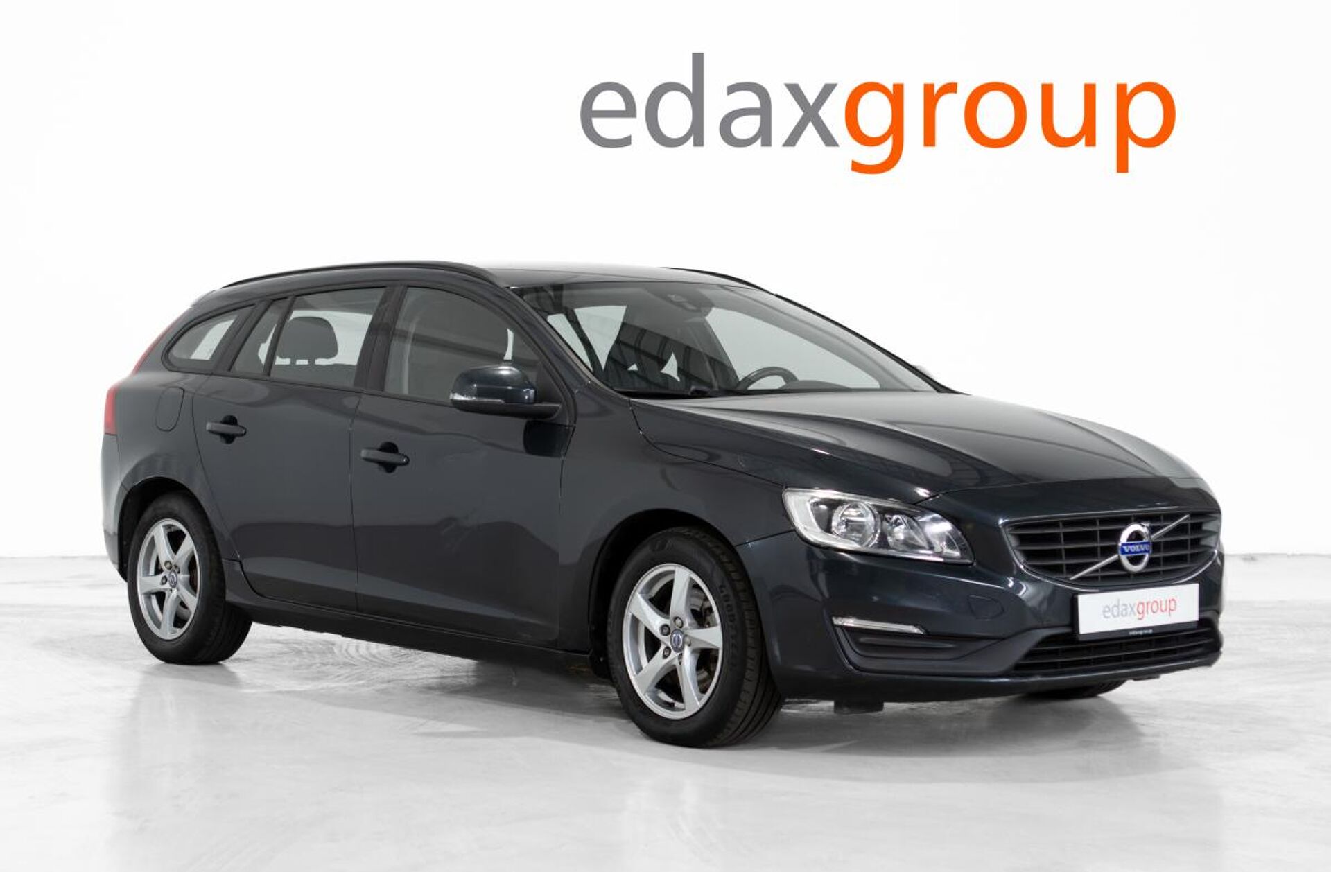VOLVO V60 2.0 D2 Kinetic Drive