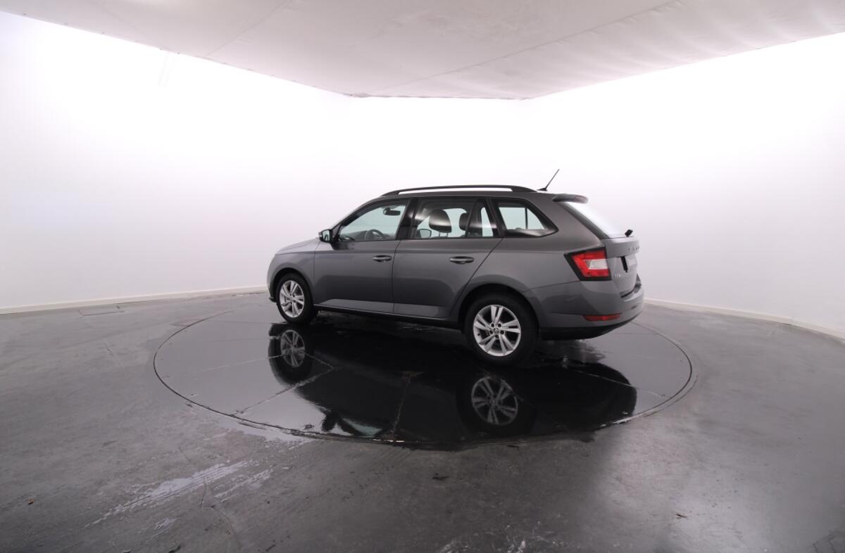 SKODA Fabia 1.0 TSI Ambition