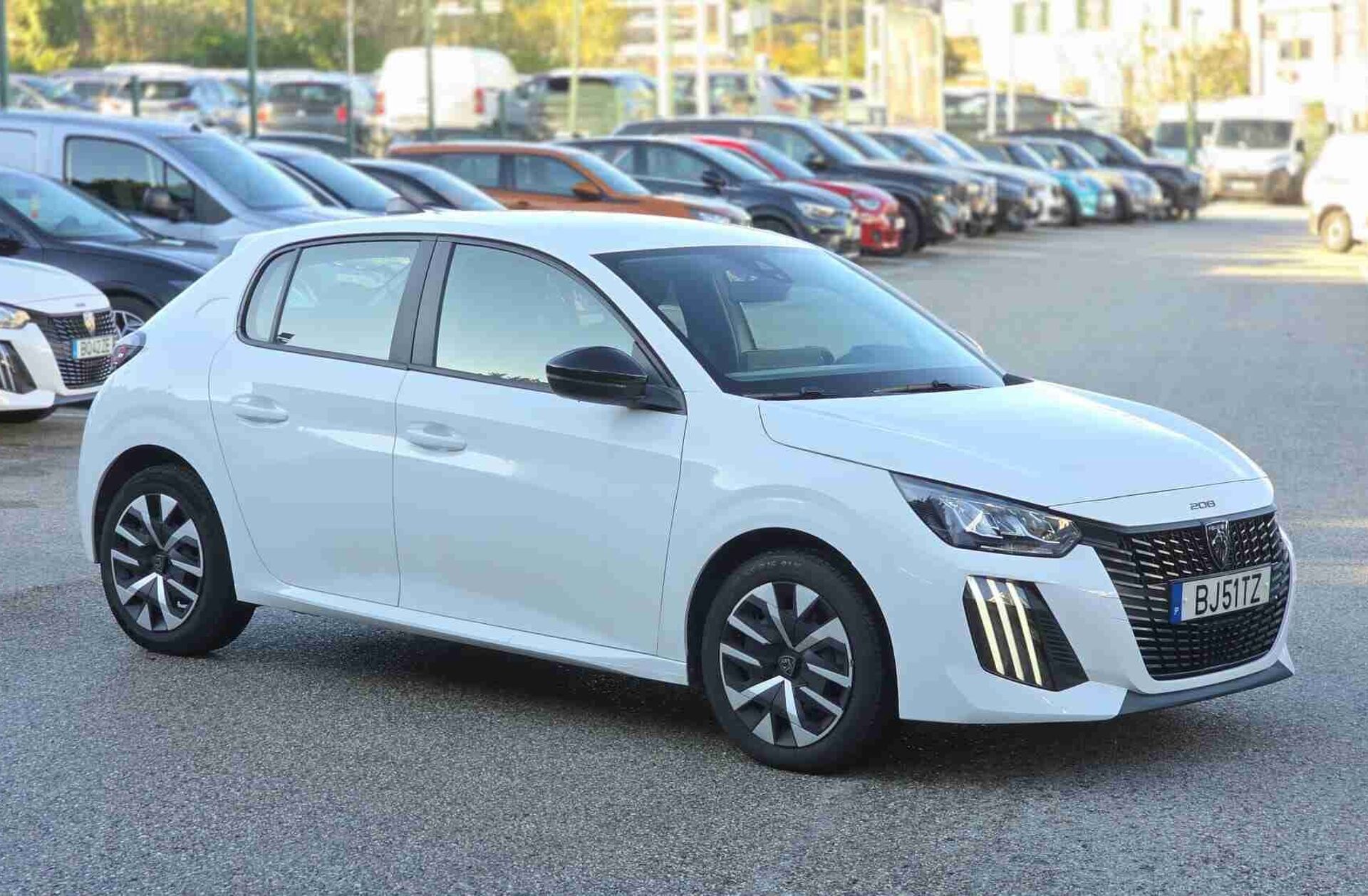 PEUGEOT 208 1.2 PureTech Active