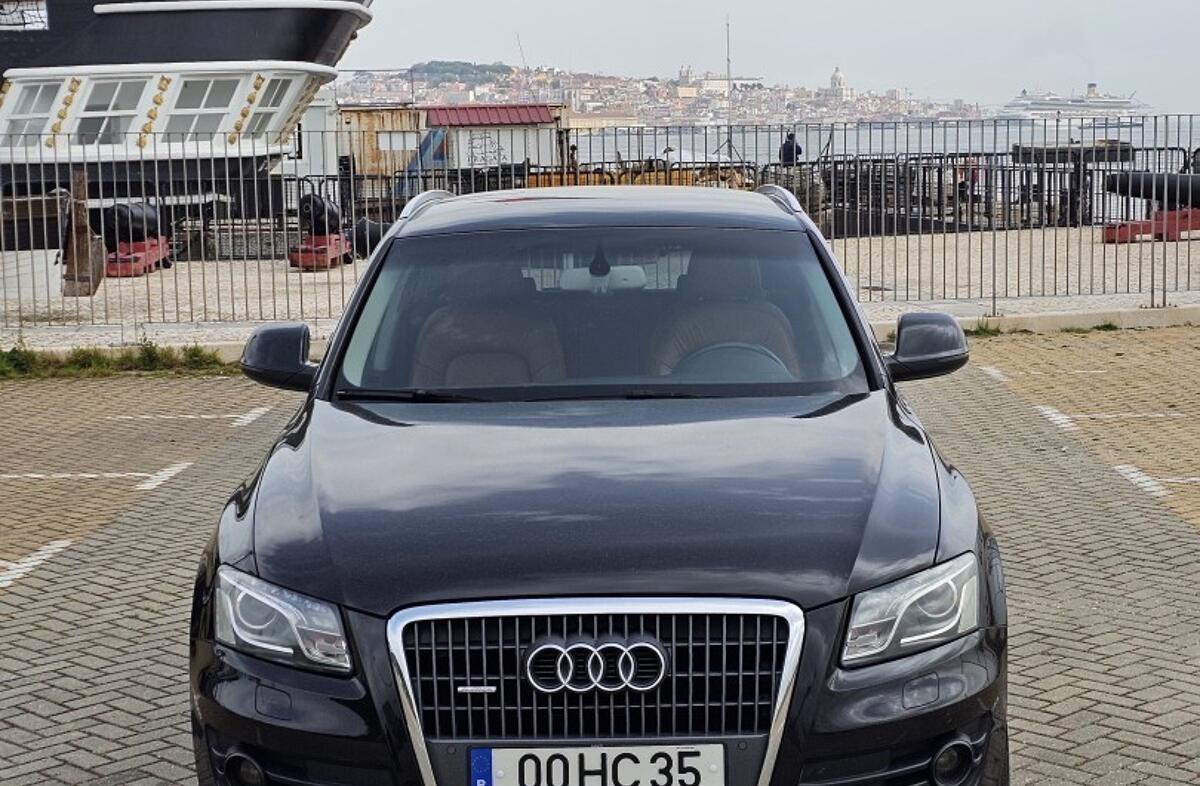 AUDI Q5 2.0 TDi