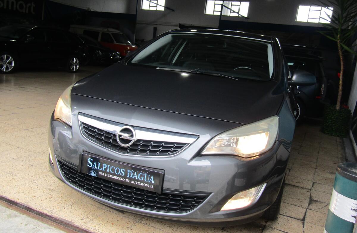 OPEL Astra Sport 1.7 CDTi