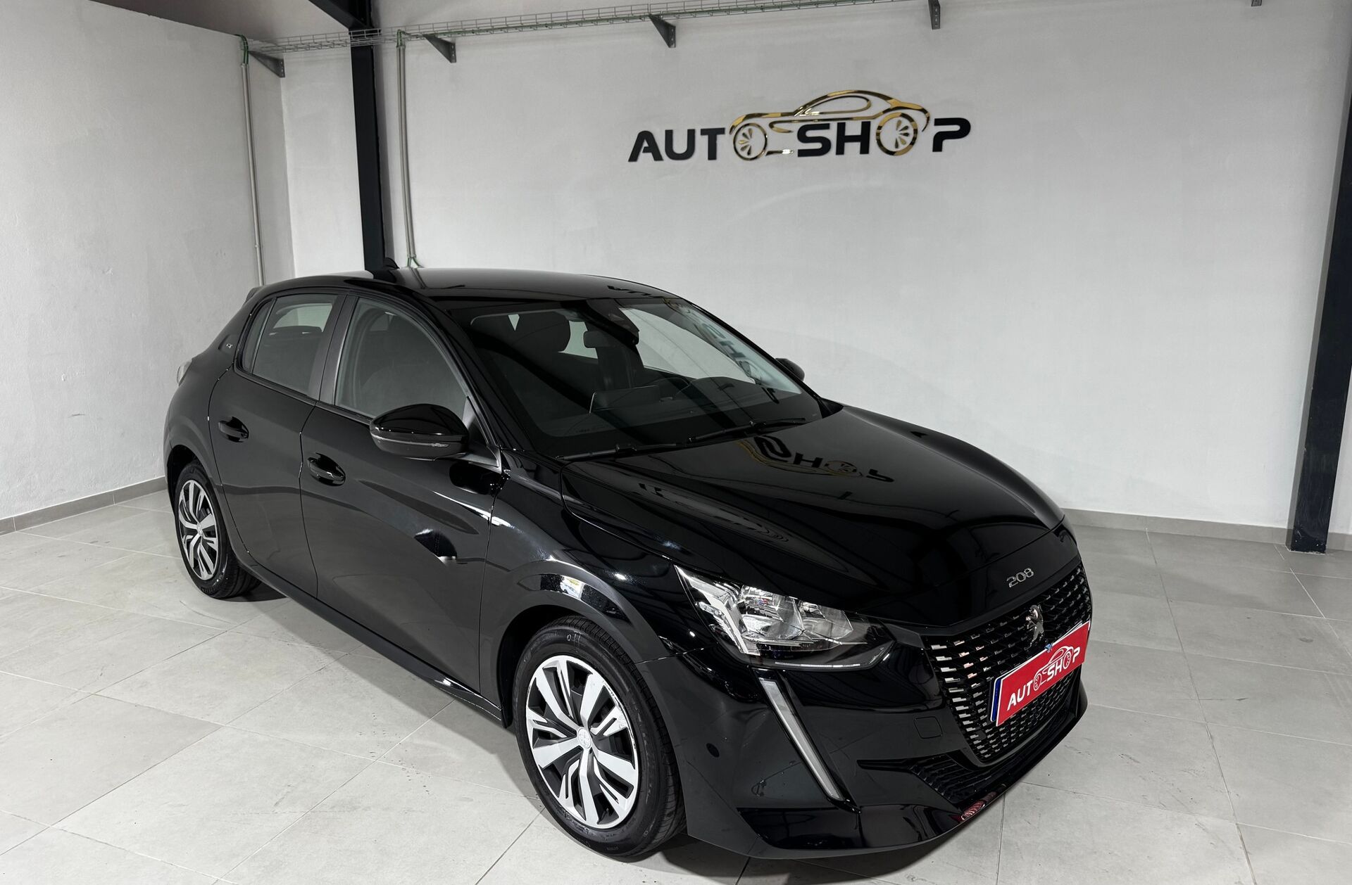 PEUGEOT 208 1.2 PureTech GT