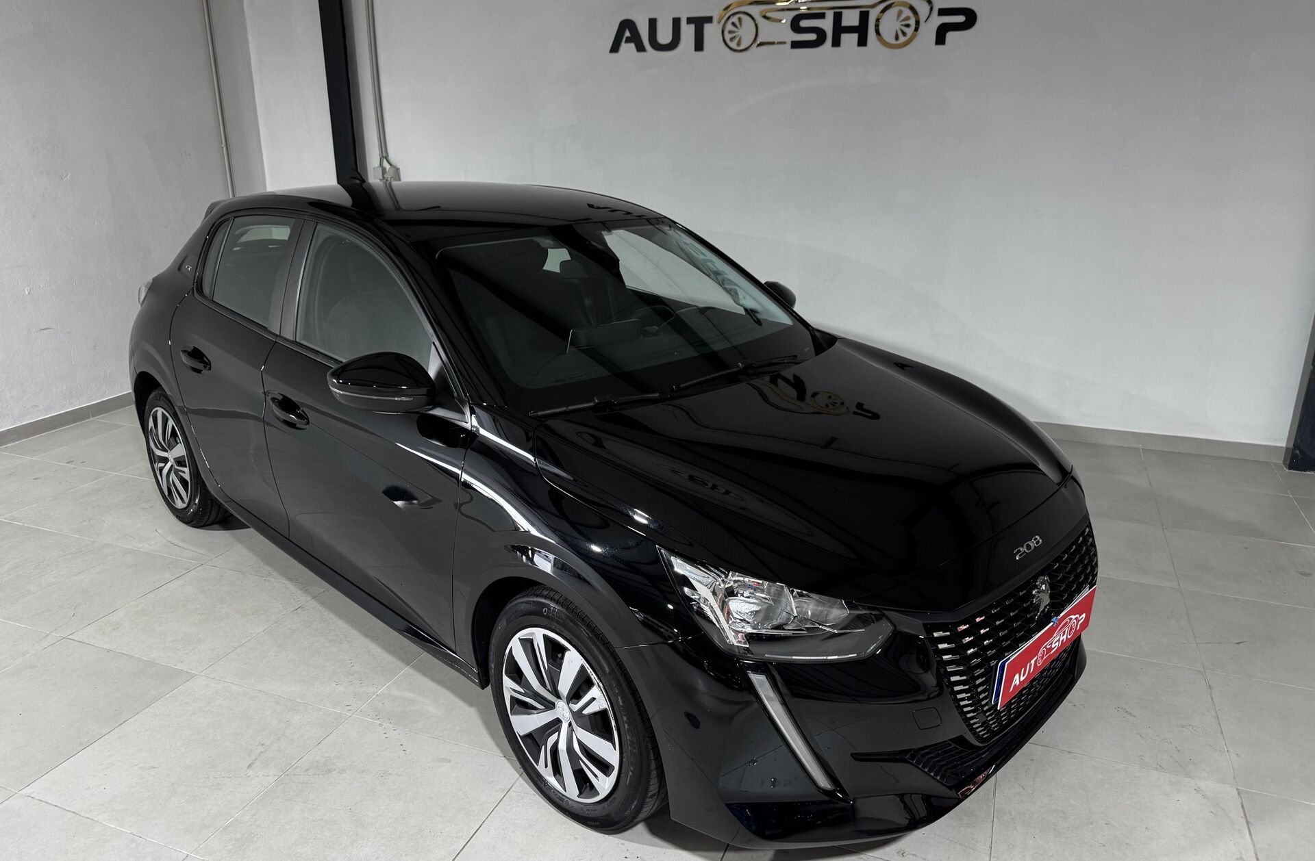 PEUGEOT 208 1.2 PureTech GT