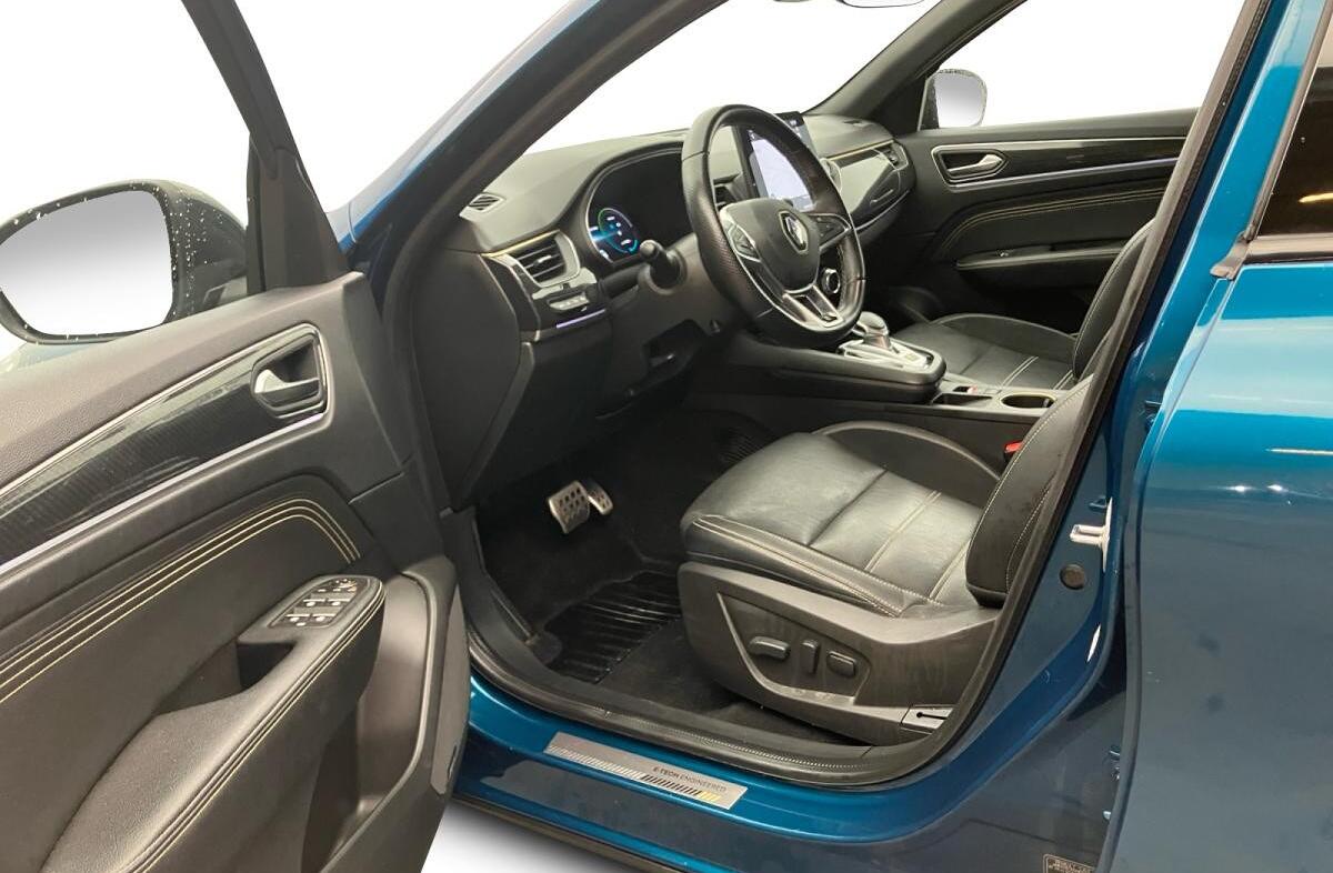 RENAULT Arkana 1.6 E-Tech Full Hybrid Engineered