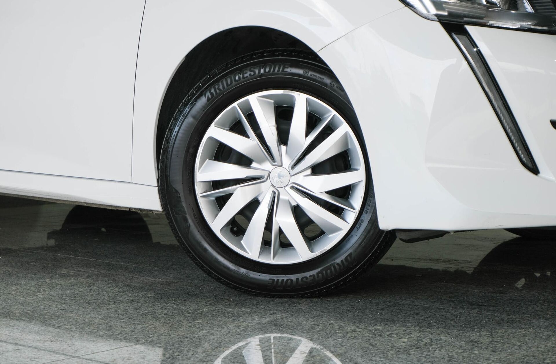 PEUGEOT 208 1.2 PureTech Active Pack