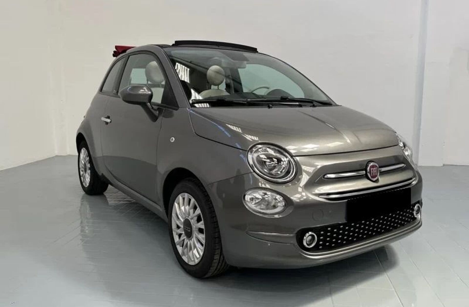 FIAT 500 C 1.0 Hybrid Dolcevita
