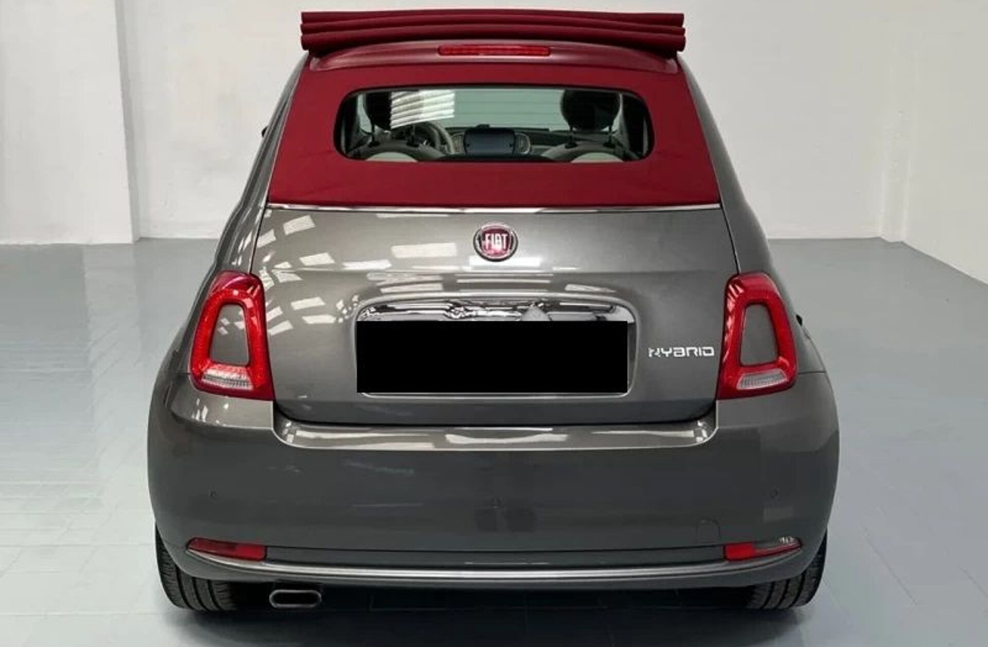 FIAT 500 C 1.0 Hybrid Dolcevita
