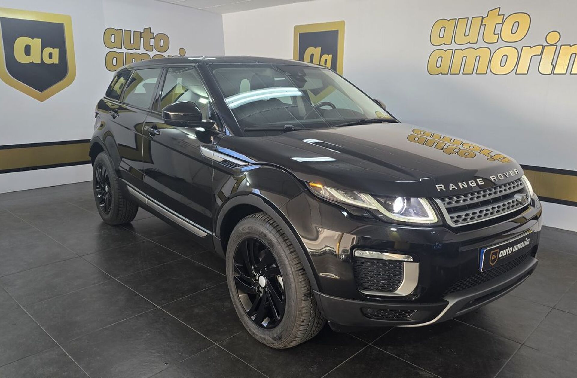 LAND ROVER Range Rover Evoque 2.0 TD4 SE Auto