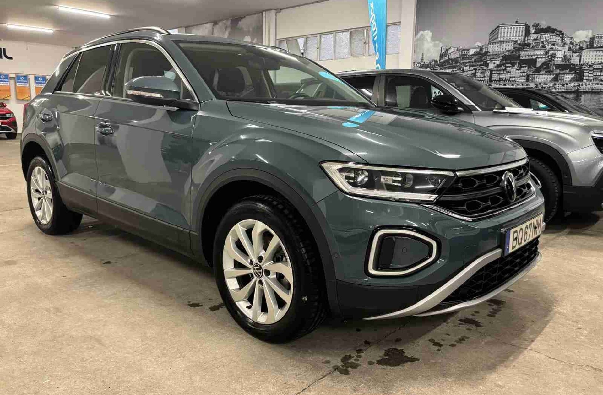 VOLKSWAGEN T-Roc 1.0 TSI Urban