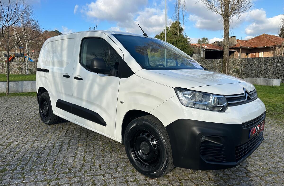 CITROEN Berlingo 1.6 BlueHDi M Club Carga Aumentada