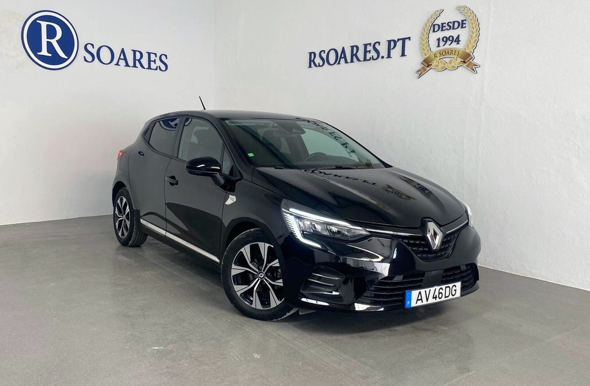 RENAULT Clio 1.0 TCe Limited Bi-Fuel