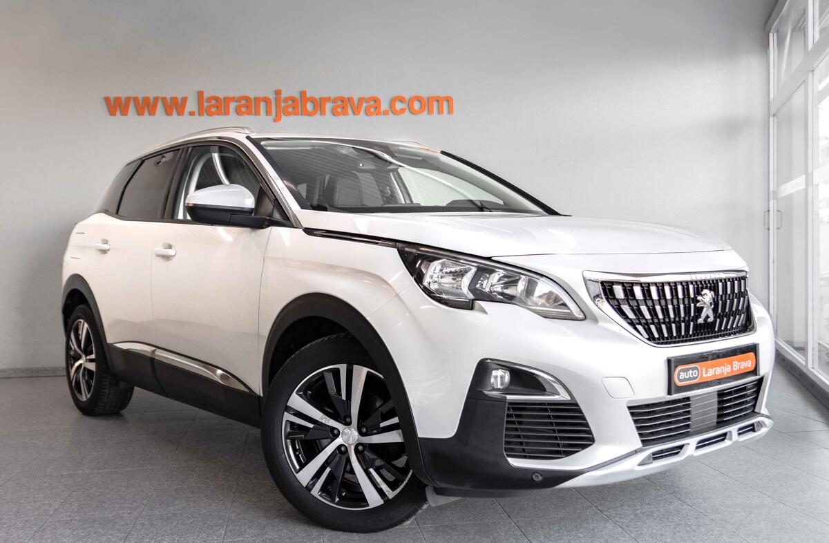 PEUGEOT 3008 1.5 BlueHDi Allure