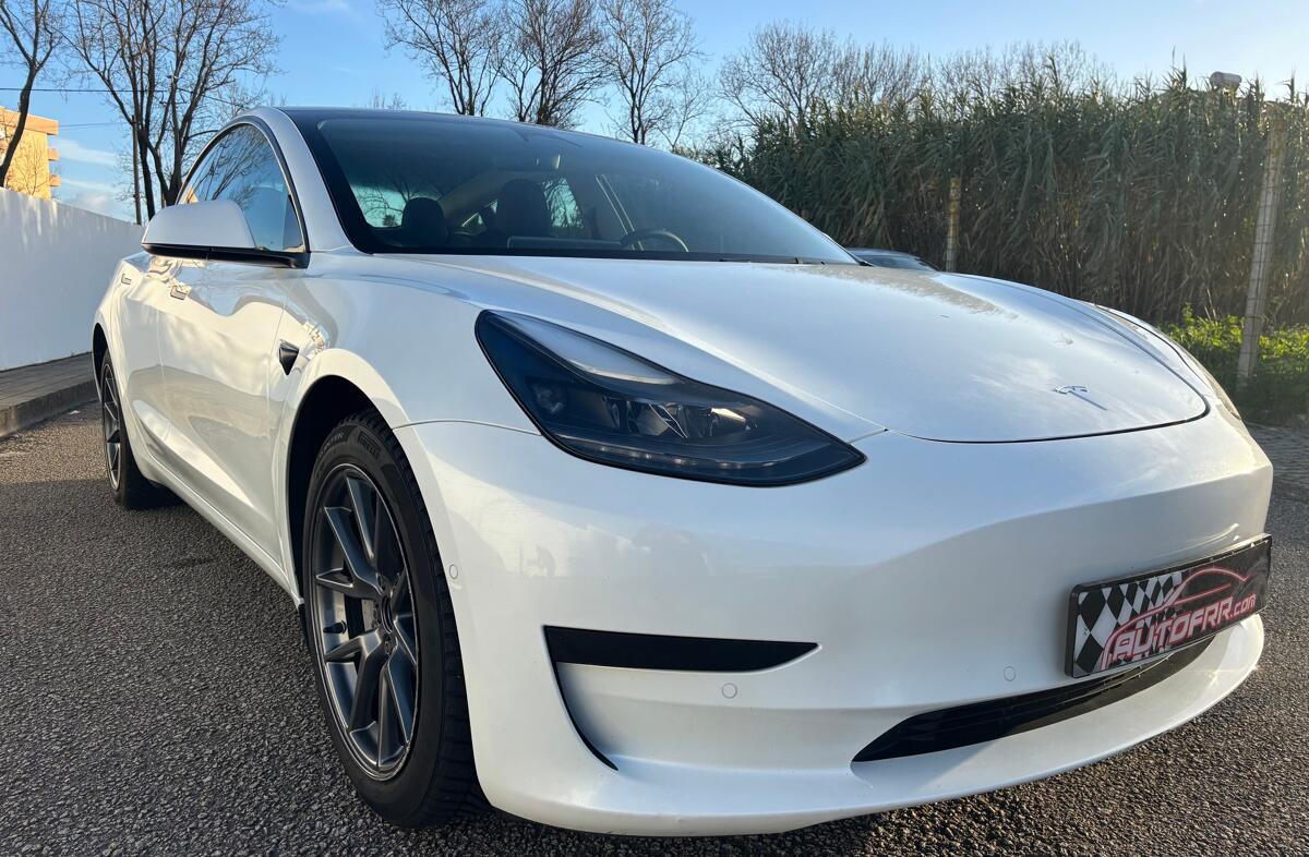 TESLA Model 3 Tração Traseira