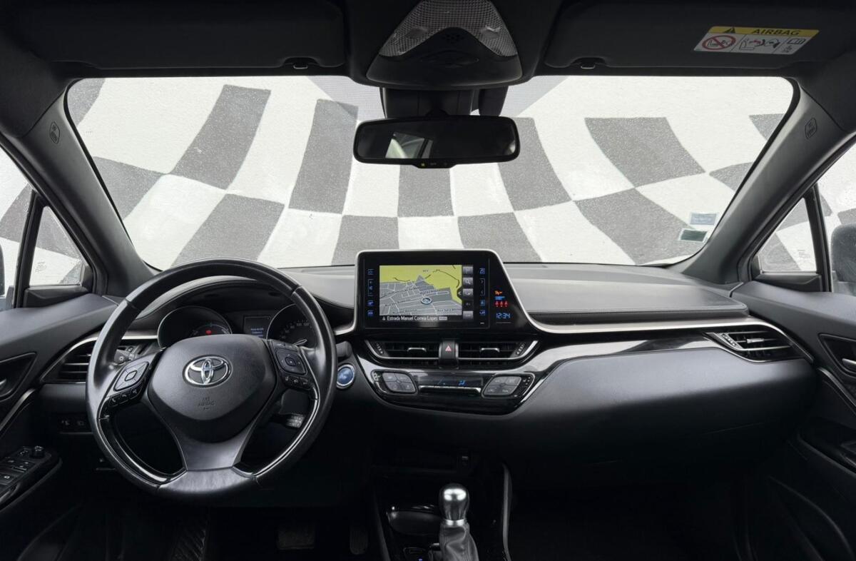 TOYOTA C-HR 1.8 Hybrid Exclusive