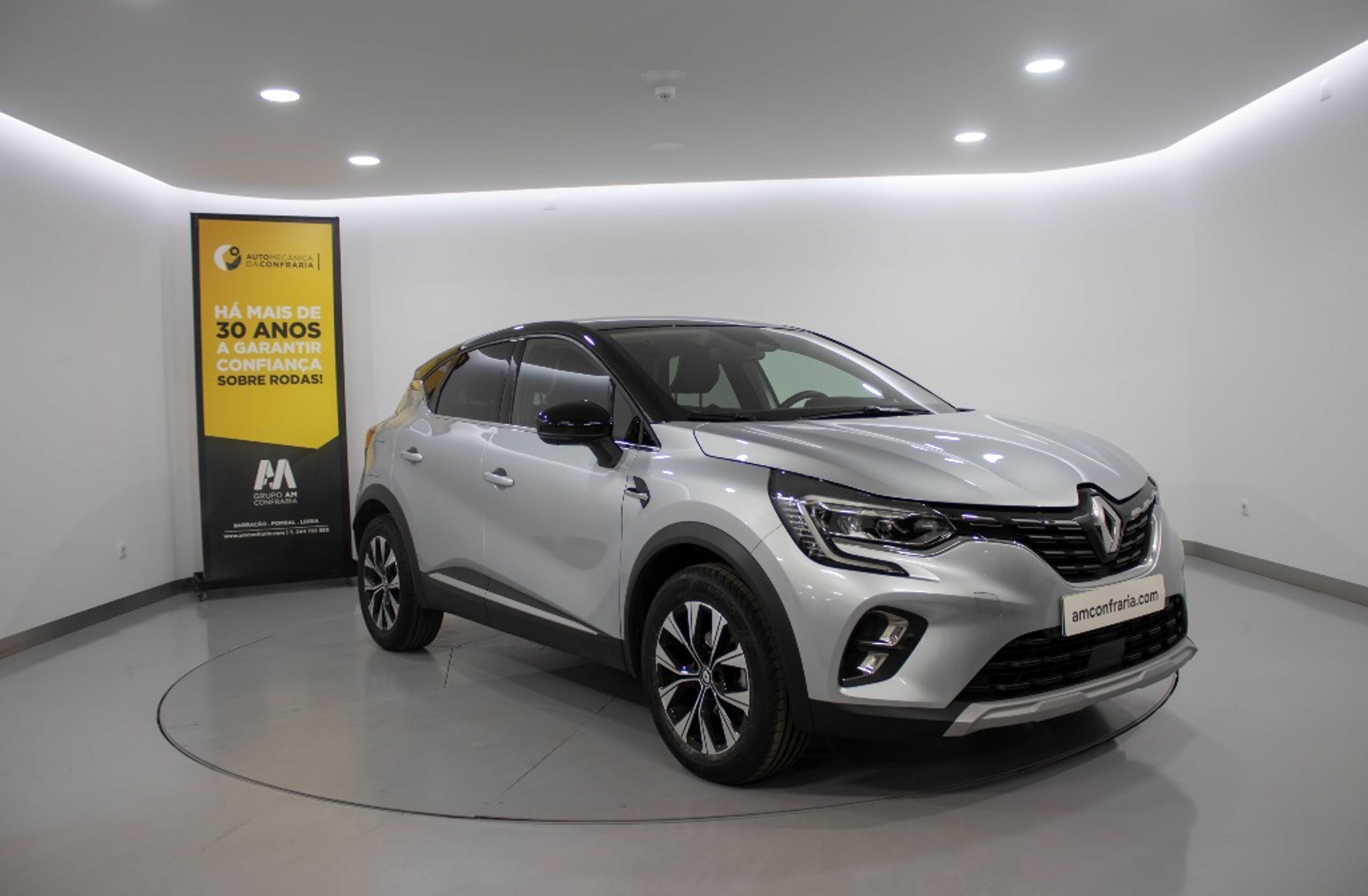 RENAULT Captur 1.0 TCE TECHNO BI-FUEL