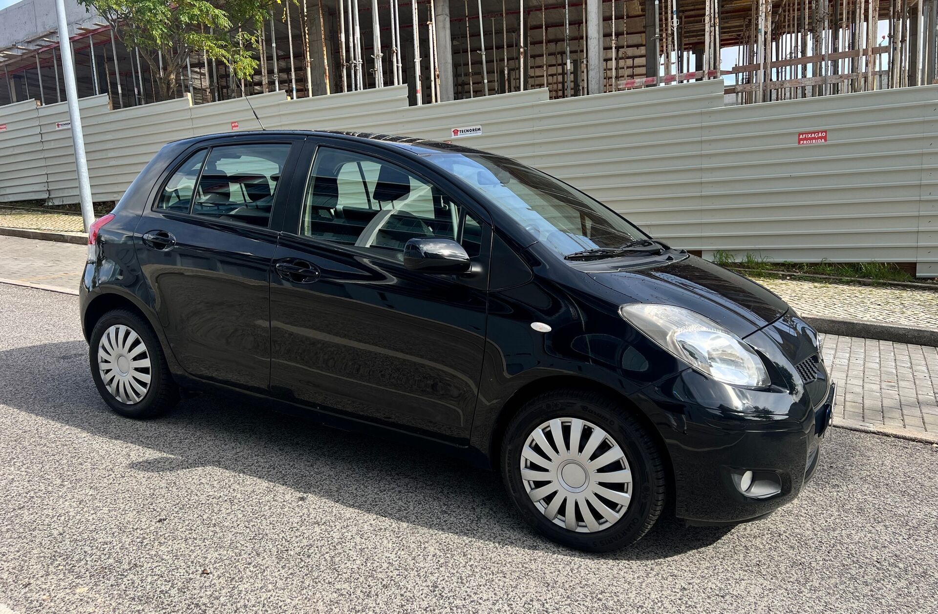 TOYOTA Yaris 1.0 VVT-i Active+AC