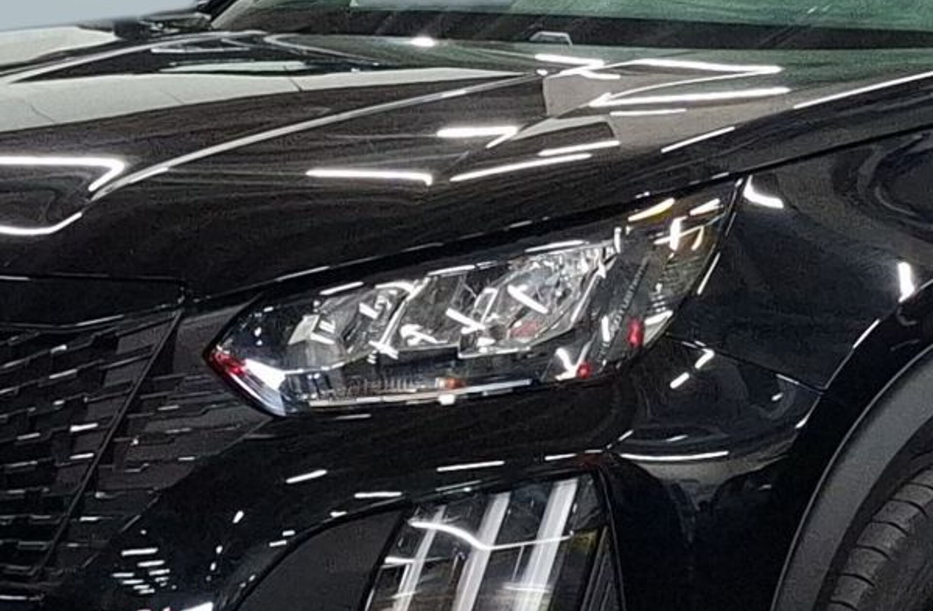 PEUGEOT 2008 1.2 PureTech Style