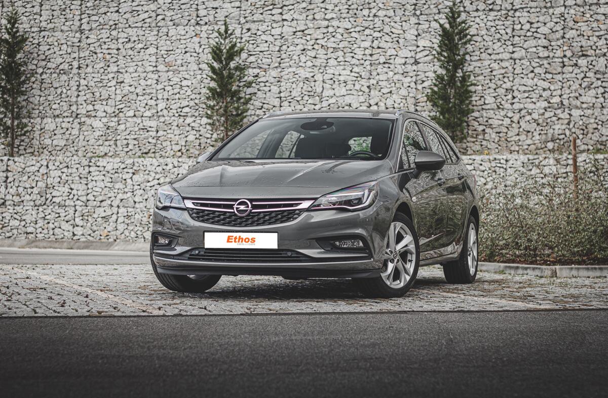 OPEL Astra 1.6 CDTI Dynamic Sport