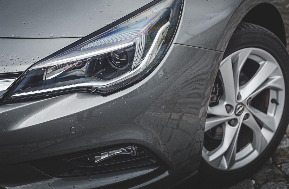 OPEL Astra 1.6 CDTI Dynamic Sport