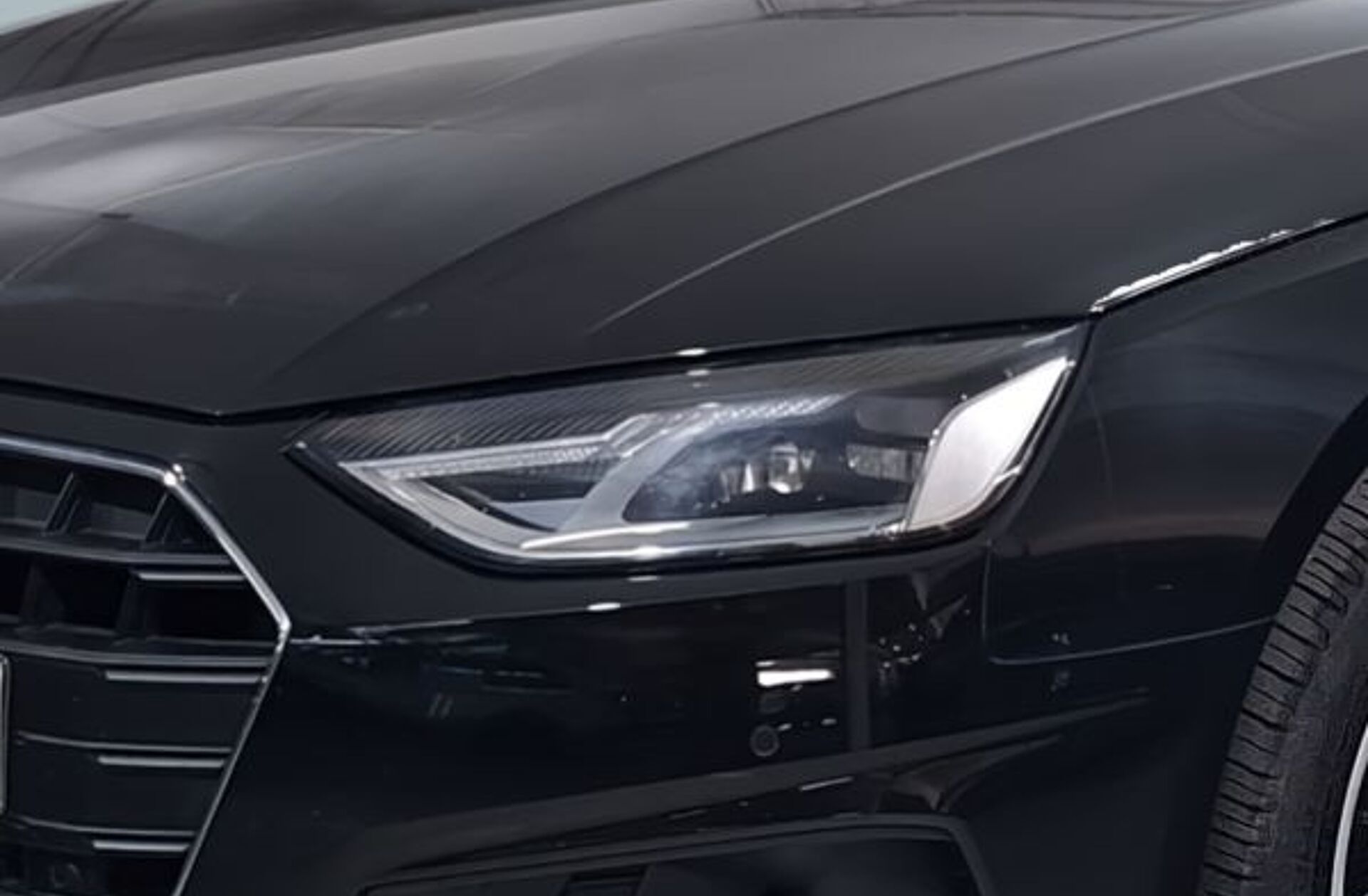 AUDI A4 30 TDI S tronic