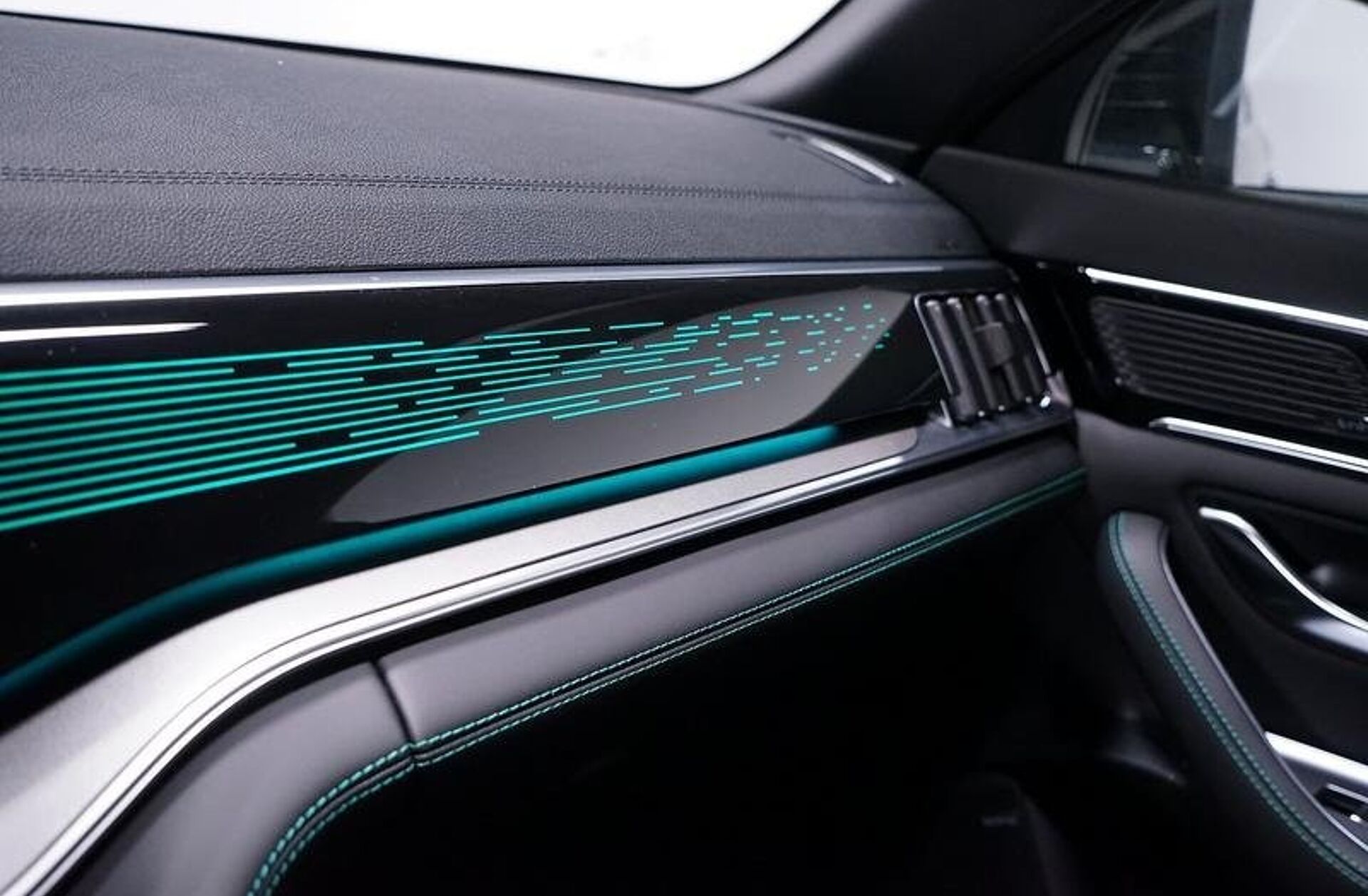 BYD Seal U 87 kWh Design