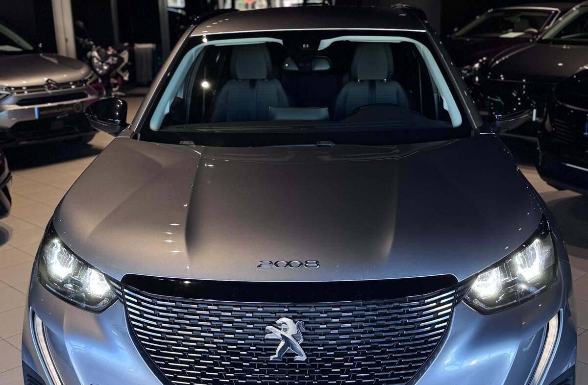 PEUGEOT 2008 1.2 PureTech Allure Pack