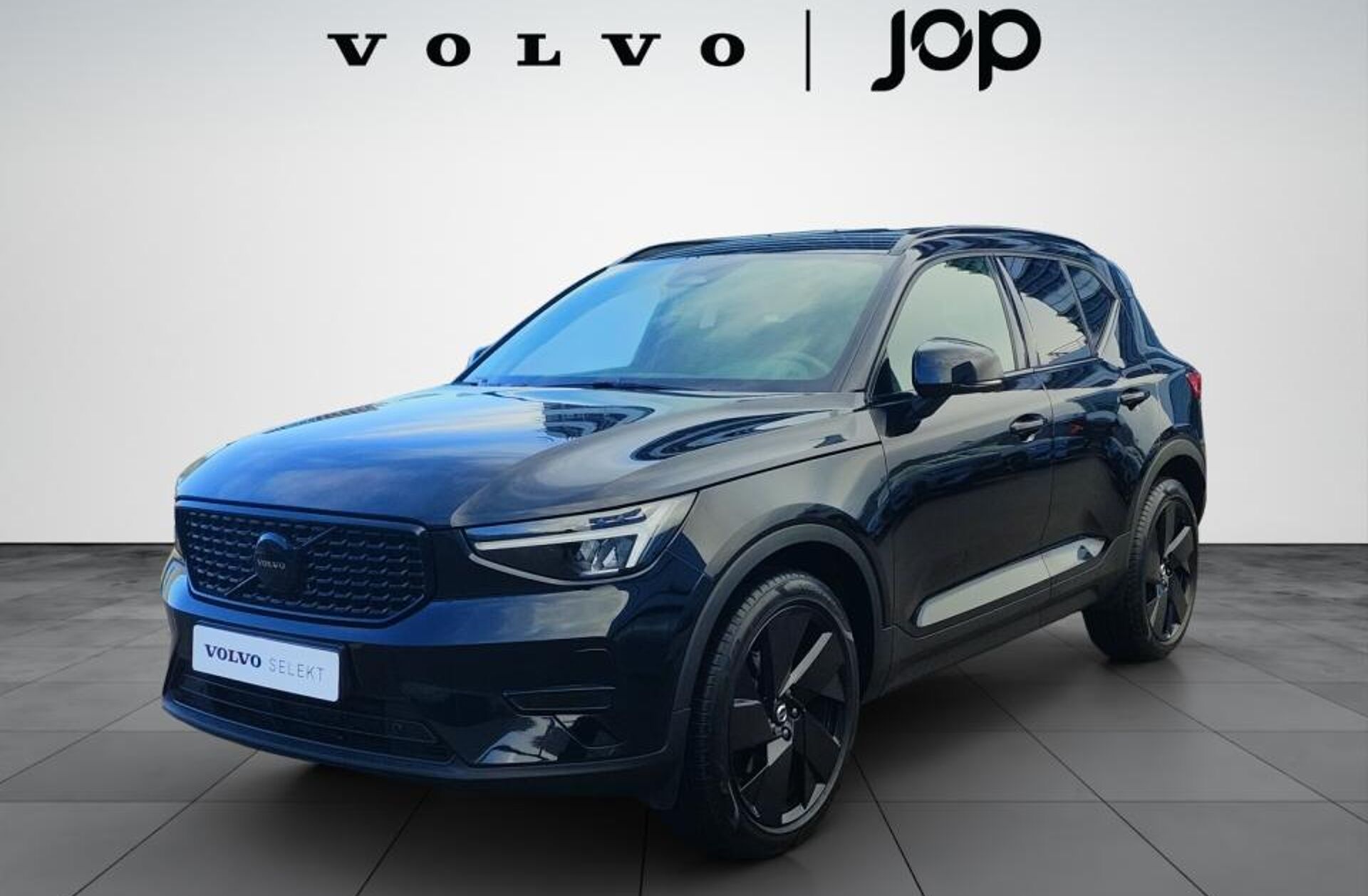 VOLVO XC40 2.0 B3 Black Edition