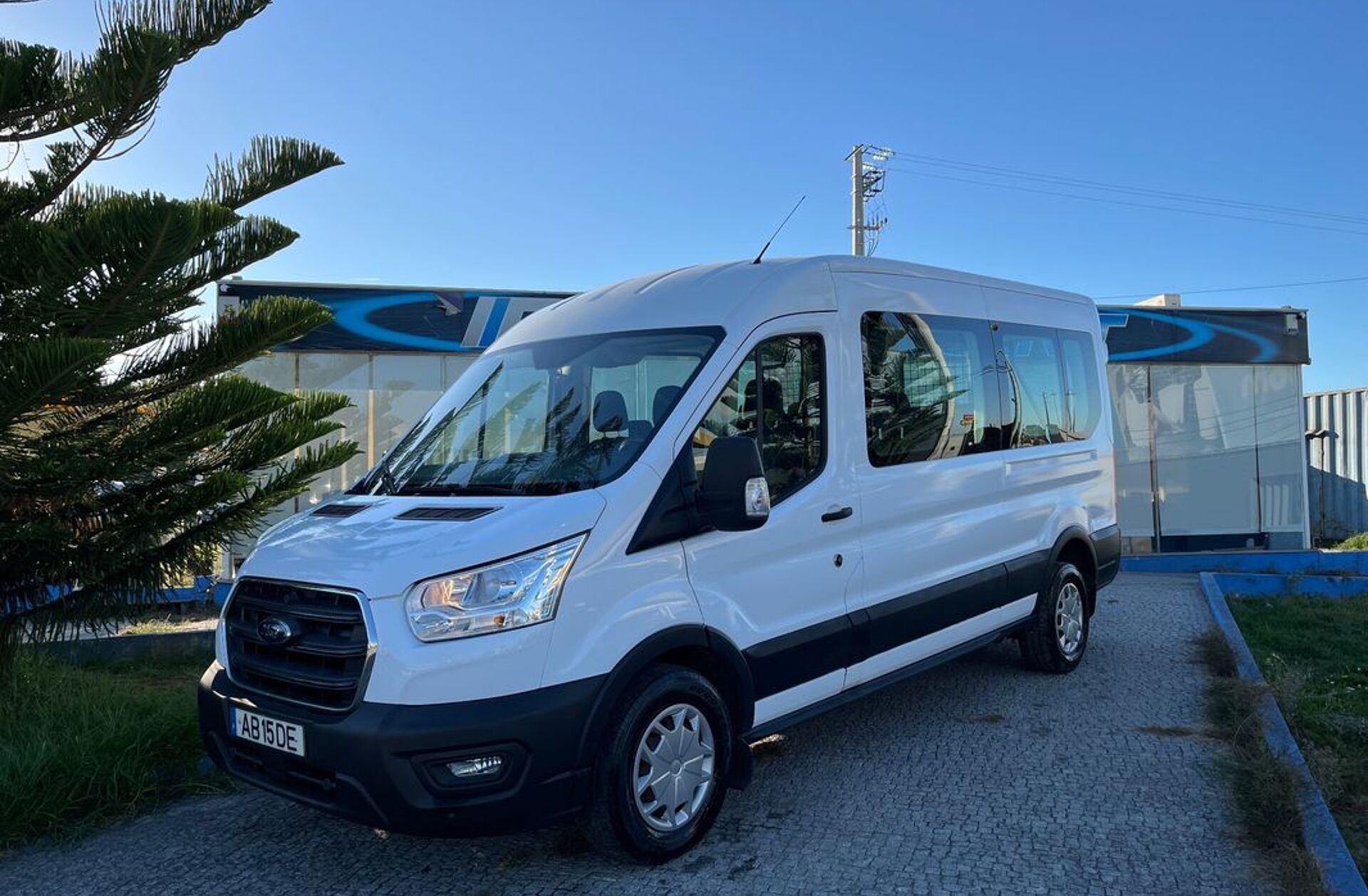 FORD Transit 330 L3 2.0 TDCi H2 Trend