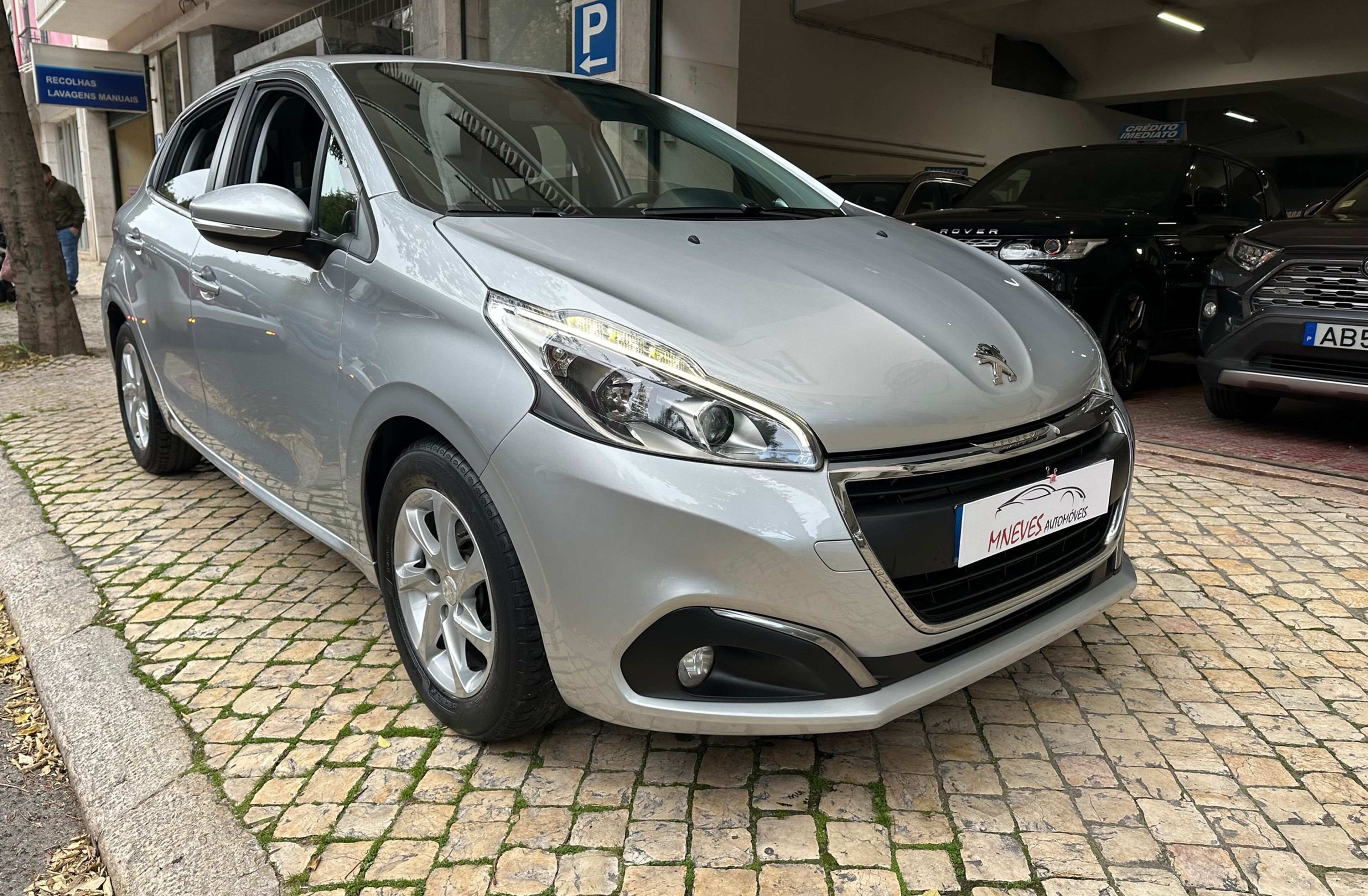PEUGEOT 208 1.6 BlueHDi Style