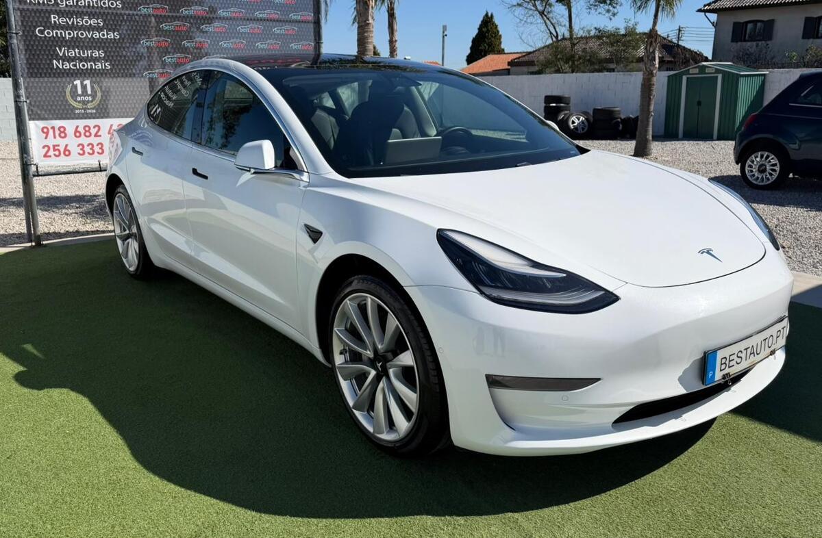 TESLA Model 3 Long-Range Dual Motor AWD