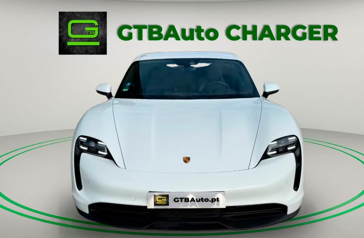 PORSCHE Taycan Taycan