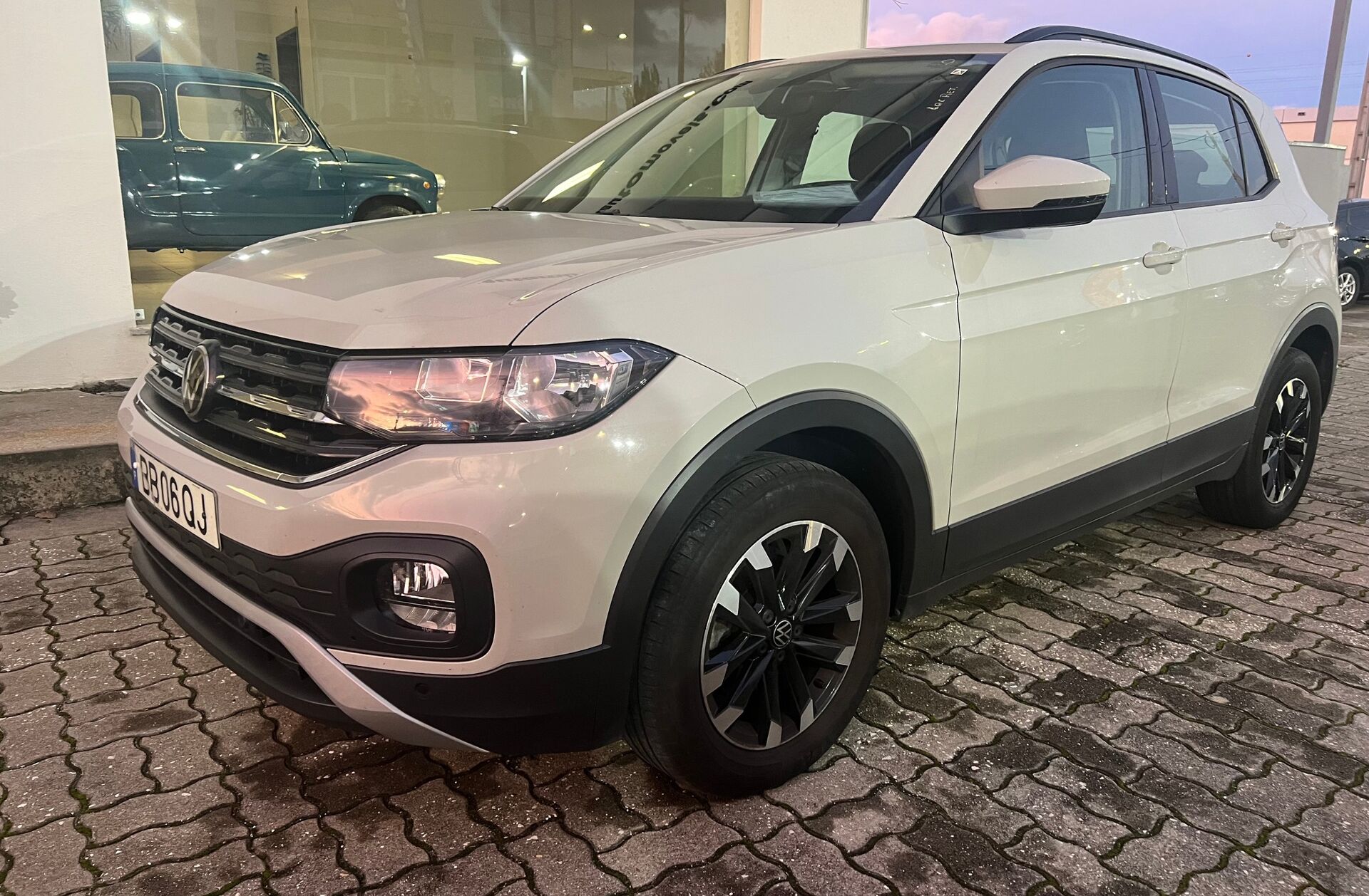 VOLKSWAGEN T-Cross 1.0 TSI Life