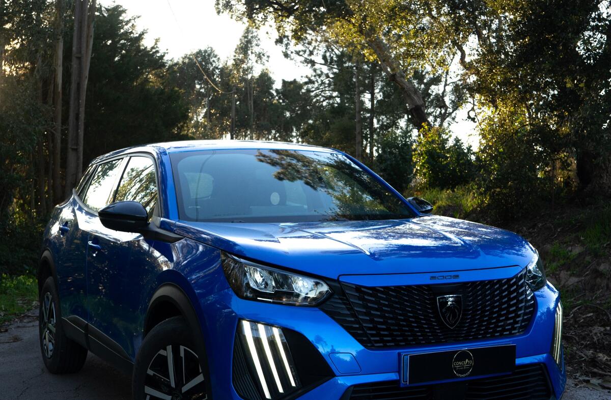 PEUGEOT 2008 1.2 PureTech Allure