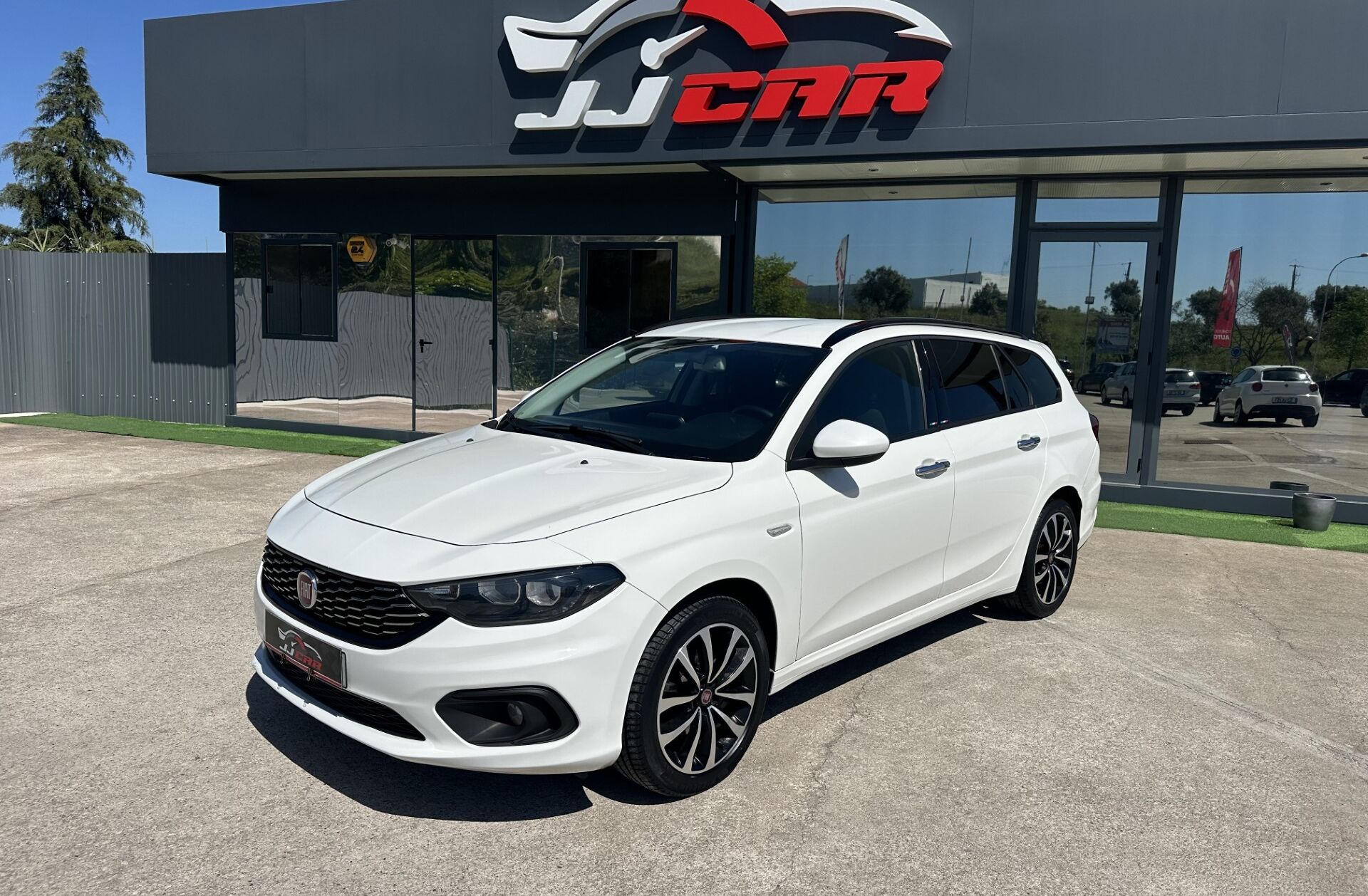FIAT Tipo 1.6 M-Jet Lounge DCT