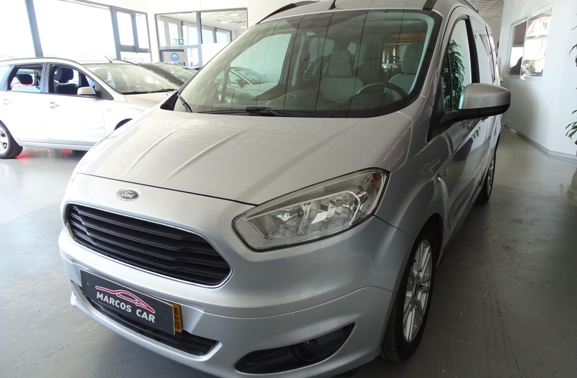 FORD Courier 1.5 TDCi Titanium