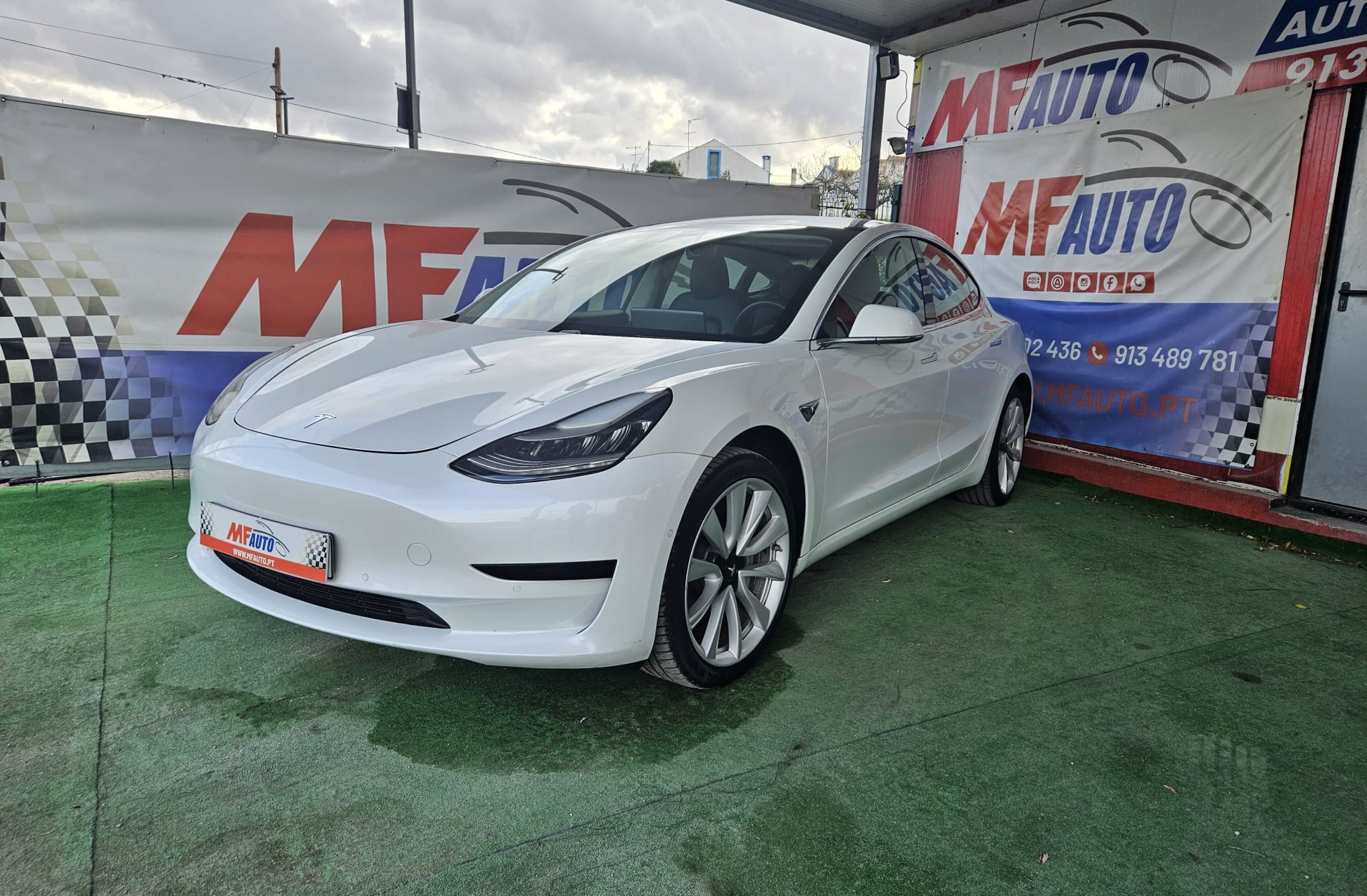 TESLA Model 3 Standard Range Plus RWD