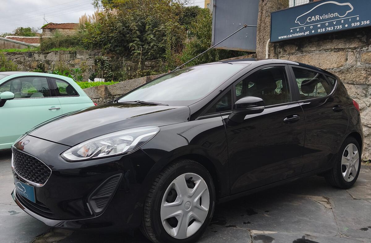 FORD Fiesta 1.1 Ti-VCT Business