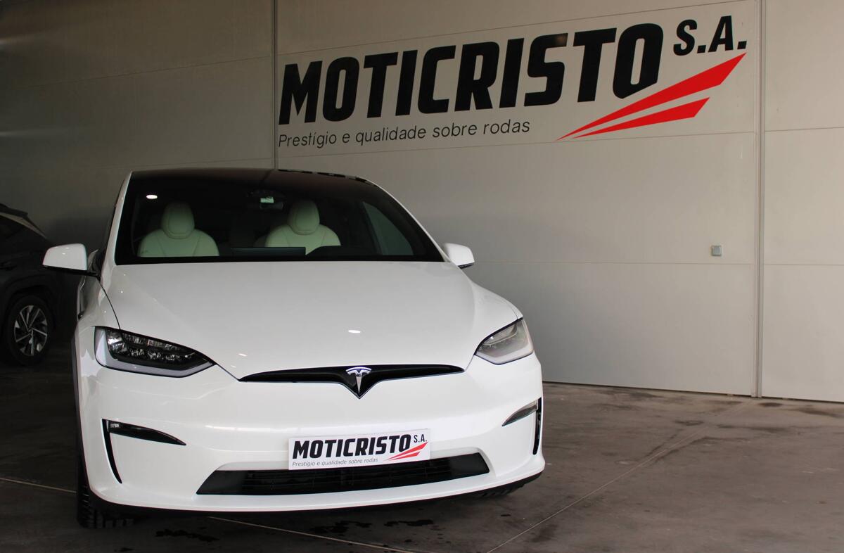 TESLA Model X Long Range AWD