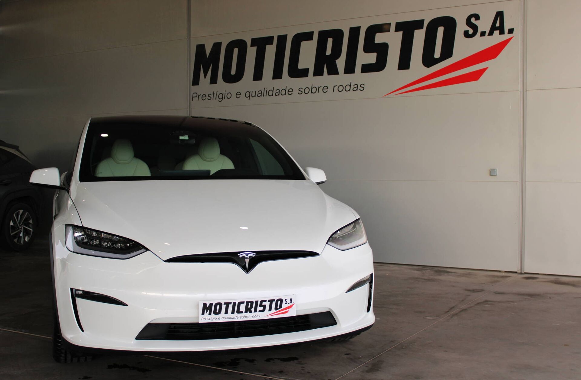 TESLA Model X Long Range AWD