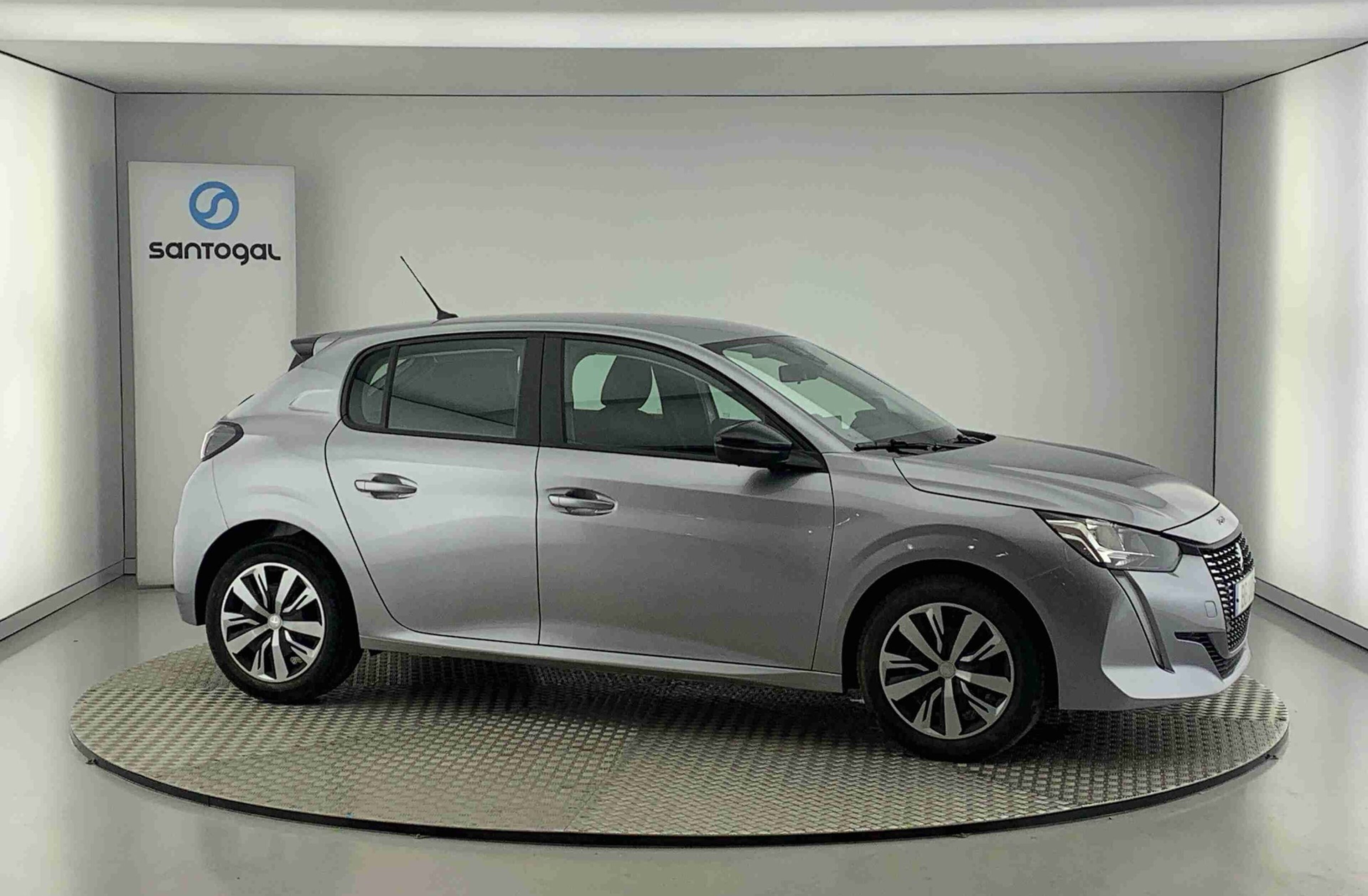 PEUGEOT 208 1.2 PureTech Active Pack